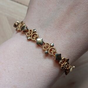 Vintage Avon bracelet